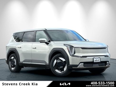 New 2026 Kia EV9 Light image 1