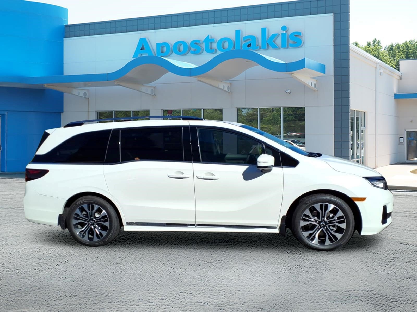 New 2026 Honda Odyssey Elite image 2
