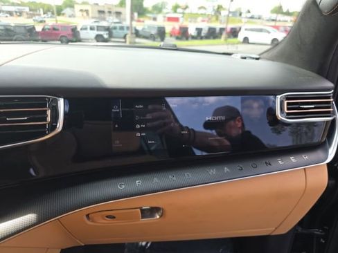 Used 2024 Jeep Grand Wagoneer L Series III w/ Rear Seat Video Group 1 AWD/4WD image 61