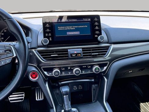 Used 2022 Honda Accord Sport image 6