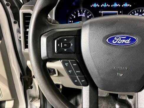 Used 2022 Ford F250 XL w/ Power Equipment Group AWD/4WD image 14