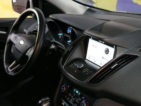 Used 2019 Ford Escape SEL w/ Sun & Style Package AWD/4WD image 10