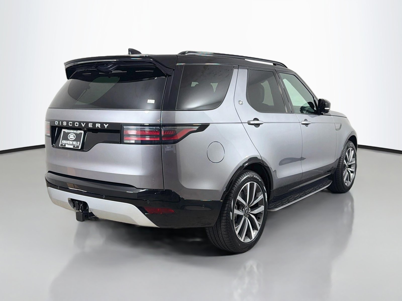 New 2026 Land Rover Discovery Limited Edition AWD/4WD image 5