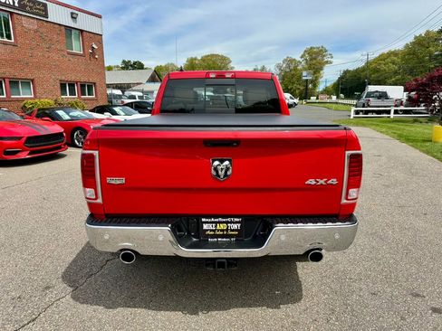 Used 2018 RAM 1500 Laramie w/ Convenience Group AWD/4WD image 7