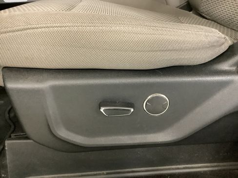 Used 2018 Ford F150 XLT w/ Equipment Group 301A Mid RWD image 21