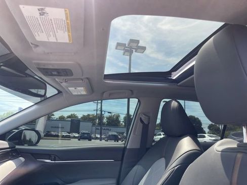 Used 2019 Toyota Camry XLE w/ Driver Assist Package FWD image 12