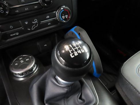 Used 2021 Ford Bronco Black Diamond image 41