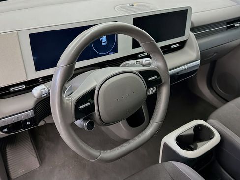 Used 2024 Hyundai Ioniq 5 SEL image 18