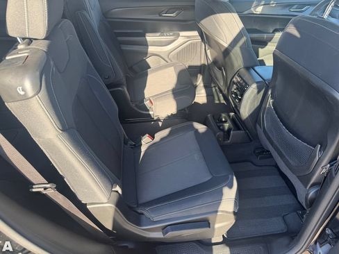 Certified 2023 Jeep Grand Cherokee L Laredo AWD/4WD image 16