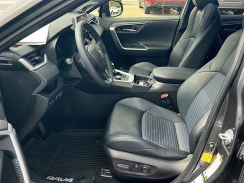Used 2020 Toyota RAV4 XSE w/ XSE Grade Weather Package image 10