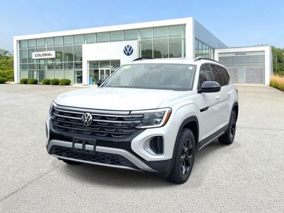 New 2026 Volkswagen Atlas Peak Edition