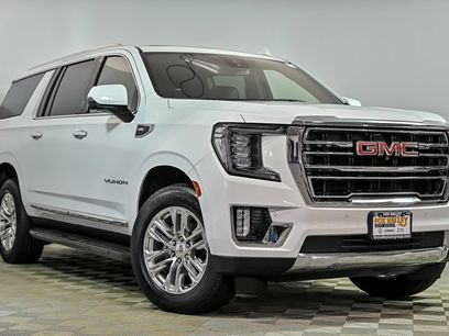 Used 2024 GMC Yukon XL SLT w/ SLT Luxury Package