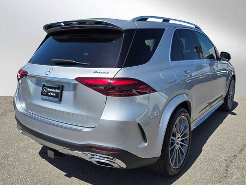 Used 2024 Mercedes-Benz GLE 450 4MATIC image 3