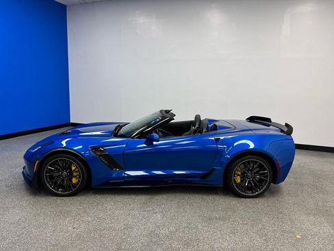 Used 2016 Chevrolet Corvette Z06 w/ 3LZ Preferred Equipment Group RWD image 5