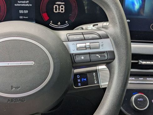 Used 2025 Hyundai Sonata SEL FWD image 17