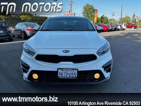 Used 2020 Kia Forte LXS FWD image 2