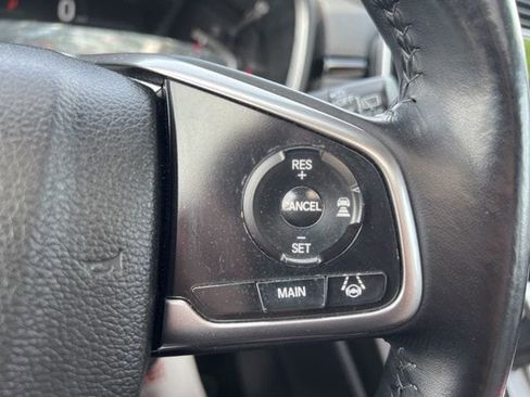 Used 2018 Honda CR-V Touring image 26
