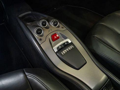 Used 2010 Ferrari 458 Italia Coupe RWD image 15