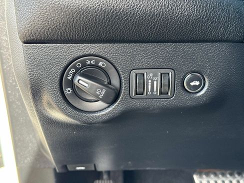 Certified 2018 Dodge Challenger R/T Scat Pack RWD image 24