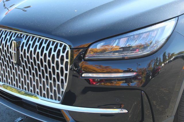 New 2025 Lincoln Corsair AWD w/ Equipment Group 101A image 9