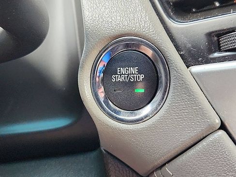 Used 2020 Chevrolet Suburban LT AWD/4WD image 29