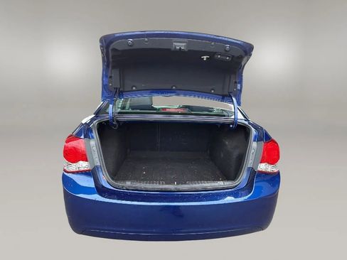 Used 2013 Chevrolet Cruze LT image 11