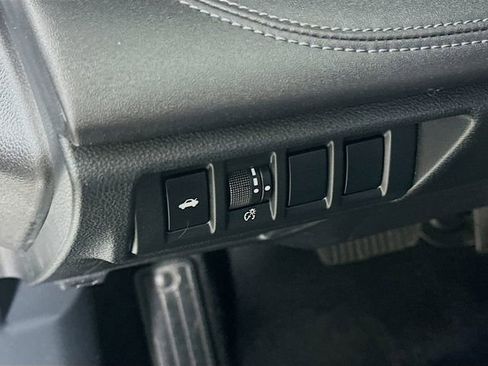 Used 2025 Subaru Legacy Limited AWD/4WD image 25