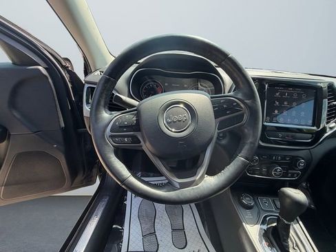Used 2019 Jeep Cherokee Limited AWD/4WD image 13
