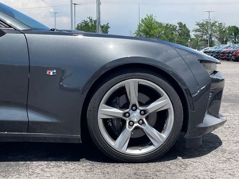 Used 2018 Chevrolet Camaro SS RWD image 10