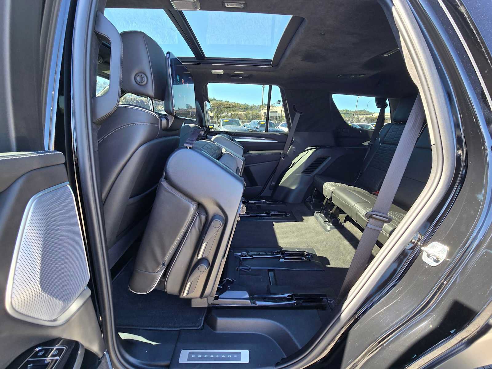 Used 2025 Cadillac Escalade V AWD/4WD image 20