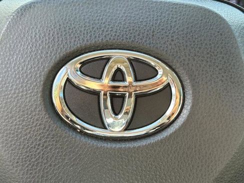 Certified 2025 Toyota RAV4 LE image 32