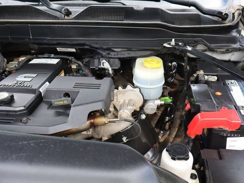 Used 2021 RAM 2500 Tradesman AWD/4WD image 38