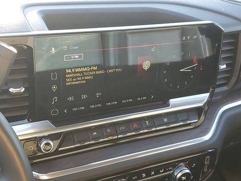 Used 2025 GMC Sierra 1500 SLT image 14