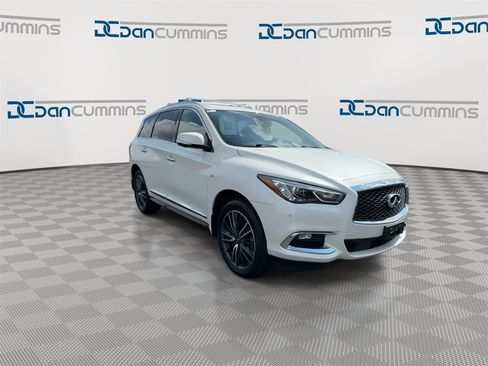 Used 2020 INFINITI QX60 Signature Edition image 2