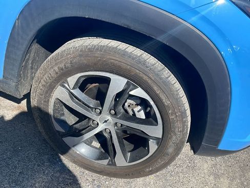 Used 2024 Chevrolet Trax RS w/ Driver Confidence Package FWD image 22