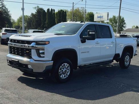 Certified 2022 Chevrolet Silverado 2500 LT w/ Convenience Package AWD/4WD image 4