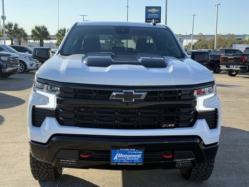 New 2026 Chevrolet Silverado 1500 LT Trail Boss w/ LPO, Dark Essentials Package image 3
