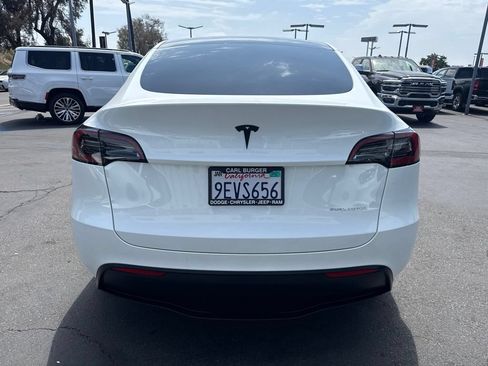 Used 2023 Tesla Model Y Long Range AWD/4WD image 6