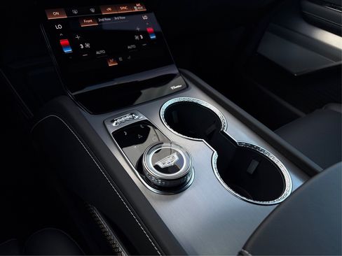 New 2026 Cadillac Vistiq Luxury image 27