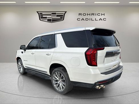 Used 2021 GMC Yukon Denali w/ Advanced Technology Package image 8