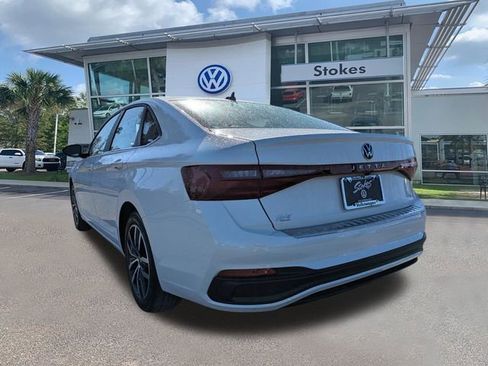 New 2026 Volkswagen Jetta SE image 6