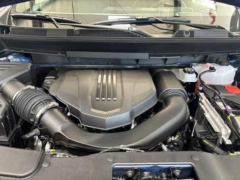 New 2026 Chevrolet Traverse LT w/ Driver Confidence Package image 4