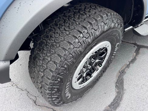 New 2025 Ford Bronco Badlands w/ Sasquatch Package image 14