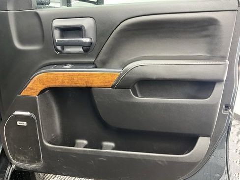 Used 2019 Chevrolet Silverado 3500 High Country w/ Duramax Plus Package image 16