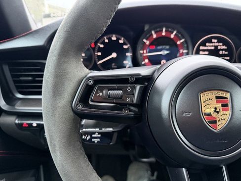 Used 2022 Porsche 911 Carrera GTS image 32