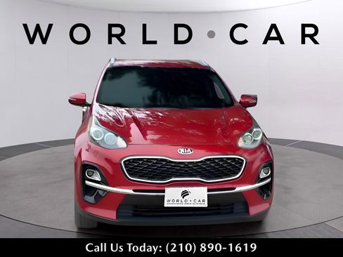 Used 2021 Kia Sportage EX image 3