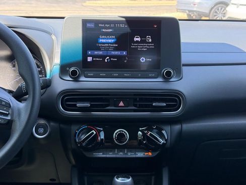 Used 2022 Hyundai Kona SEL FWD image 12