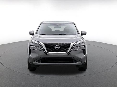 Used 2025 Nissan Rogue SV AWD/4WD image 2