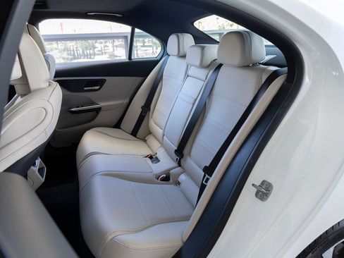 Used 2024 Mercedes-Benz C 300 Sedan image 20
