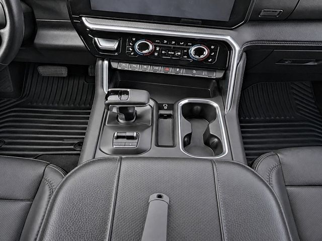 Used 2025 GMC Sierra 1500 Denali AWD/4WD image 19